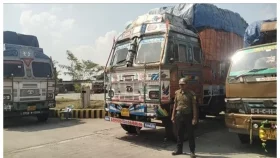 বেনাপোল বন্দরে কোটি টাকার ভারতীয় পণ্য জব্দ