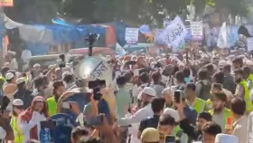ইসকন নিষিদ্ধের দাবিতে কওমি মাদরাসা শিক্ষার্থীদের বিক্ষোভ