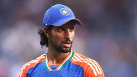 &lsquo;আঙুল নড়ছিল না, ব্যাট তুলতে পারছিলাম না&rsquo; - বাংলাদেশে তিলক ভার্মার ভয়ঙ্কর অভিজ্ঞতা