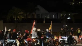 ট্রাম্পবিরোধী বিক্ষোভে উত্তাল কুয়ালালামপুর