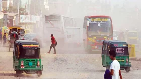 বায়ুদূষণে শীর্ষে লাহোর, অস্বাস্থ্যকর বাতাসে ঢাকা চতুর্থ