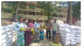 শিবচরে ৩৭৫০ জন কৃষকের মাঝে সার-বীজ বিতরণ