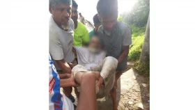 বাগেরহাটে সেতুতে দড়ি বাঁধা ব্যক্তিকে উদ্ধারের পর হাসপাতালে মৃত্যু