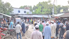 ঝিনাইদহে জামায়াত-বিএনপির পাল্টাপাল্টি সমাবেশ, পুলিশ মোতায়েন