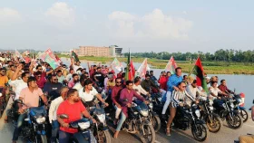 সিংড়ায় বিএনপি নেতা দাউদের মোটরসাইকেল শোডাউন &nbsp;