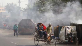 শীতের শুরুতেই ঢাকায় বায়ুদূষণ &lsquo;খুব অস্বাস্থ্যকর&rsquo; পর্যায়ে