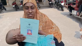টাকা দিয়েও বরাদ্দের চাল পাননি প্রতিবন্ধী নারী