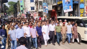 ময়মনসিংহে রাজপথে নেই আ. লীগ, বিএনপির বিক্ষোভ