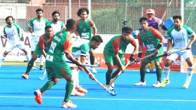 বিশ্বকাপ হকি প্লে-অফ: পাকিস্তানকে ২ গোল দিয়ে ৮ গোল খেলো বাংলাদেশ