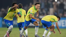 আর্জেন্টিনার পরাজয়ের রাতে ব্রাজিলের রোমাঞ্চকর জয়