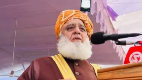 বাংলাদেশ এক কদম এগোলে পাকিস্তান দুই কদম এগোবে