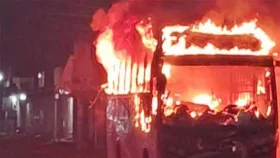 বিভিন্ন এলাকায় ককটেল বিস্ফোরণ, বাসে আগুন