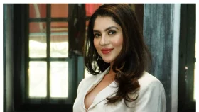 গ্ল্যামার জগতের কালো দিক তুলে ধরলেন পায়েল