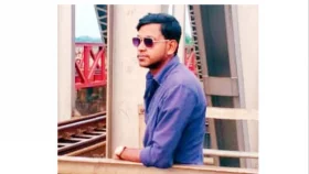 ঢাকা-চট্টগ্রাম মহাসড়কে বাসচাপায় ট্রাক চালকের মৃত্যু