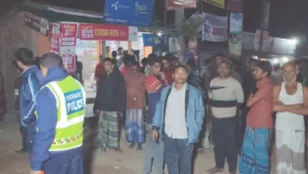মোটরসাইকেলের ধাক্কায় পথচারী নিহত, আহত ৩