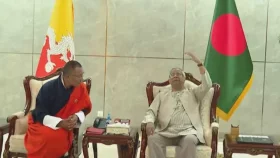 ভূমিকম্পে ক্ষয়ক্ষতির খোঁজ নিলেন ভুটানের প্রধানমন্ত্রী