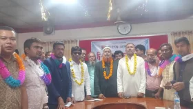 পীরগঞ্জ প্রেসক্লাবের সভাপতি মিলন সম্পাদক হাবিব