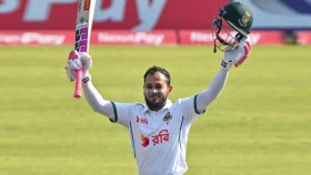 সেঞ্চুরির পর মুশফিকের ফিফটি; বিশাল টার্গেট দিয়ে ইনিংস ঘোষণা