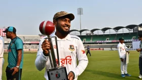 ম্যাচসেরা মুশফিক বললেন - &lsquo;আমি আরও খেলে যেতে চাই&rsquo;
