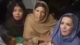 পিটিআই সর্থকদের ওপর হামলা, অভিযোগ দিলেন ইমরানের বোন