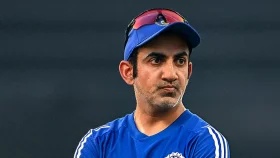 এখনই চাকরি যাচ্ছে না গৌতম গম্ভীরের