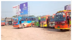 অনির্দিষ্টকালের জন্য রংপুর-নীলফামারী সকল রুট বাস চলাচল বন্ধ