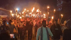 মুন্সীগঞ্জ-৩: বিএনপির প্রার্থিতা বাতিলের দাবিতে মশাল মিছিল, বিক্ষোভ