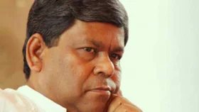 শওকত মাহমুদ আটক