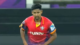 দলের পরাজয়েও মোস্তাফিজের দুর্দান্ত বোলিং