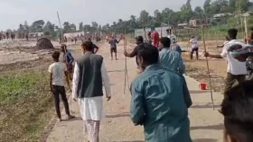 ধলেশ্বরী খাঞ্জা বিল দখল নিয়ে সংঘর্ষ, আহত ৩০