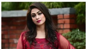 &lsquo;কাঠগড়ায় শরৎচন্দ্র&rsquo; থেকে ছিটকে পড়লেন পপি