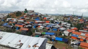 রোহিঙ্গা পরিবারগুলোর জন্য বড় অঙ্কের অনুদান ঘোষণা দুই দেশের
