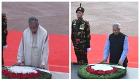 শহীদ বুদ্ধিজীবী দিবসে মিরপুরে রাষ্ট্রপতি ও প্রধান উপদেষ্টার শ্রদ্ধা