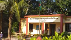 বিজয় দিবসে ফুল দেওয়া হয়নি শহীদ মিনারে, ছিল না কর্মসূচিও