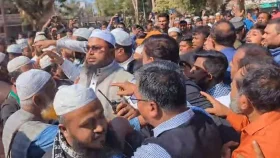 লক্ষ্মীপুরে ইসলামি আন্দোলন ও বিএনপির সংঘর্ষ, আহত ৫