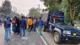 বিস্কুট কিনে আর বাবার কাছে ফেরা হলো না শিশু কনিকার