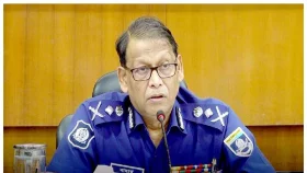 অর্ডার প্রতিষ্ঠিত করতে পারলে ইসিকে সহযোগিতা সম্ভব: আইজিপি