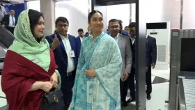 বাসায় পৌঁছেছেন ডা. জুবাইদা ও জাইমা রহমান
