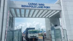 ১ জানুয়ারি থেকে দেশের সব স্থলবন্দরে সেবা মাশুল বাড়ছে