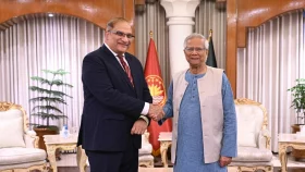 প্রধান উপদেষ্টার সঙ্গে পাকিস্তানের হাইকমিশনারের সাক্ষাৎ