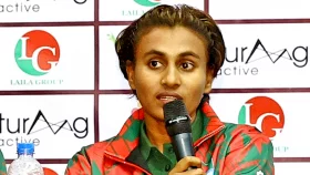 ফুটবল কবে ছাড়ব আমি নিজেই ঠিক করবো: সাবিনা