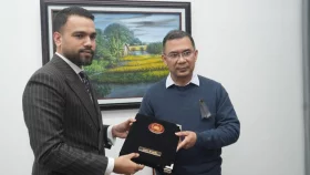 তারেক রহমানের কাছে প্রধান উপদেষ্টার শোকবার্তা
