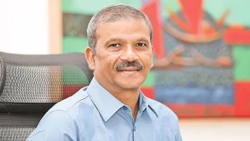 &lsquo;জুলাইযোদ্ধা&rsquo; সুরভীকে আশ্বাস দিলেন ড. আসিফ নজরুল