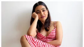 আবার কেন চটলেন রাধিকা