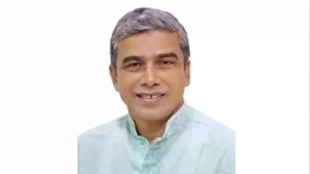হলফনামায় ফরহাদ ও তার স্ত্রীর সবই আছে, কিন্তু কি ব্যবসা তা উল্লেখ করেননি