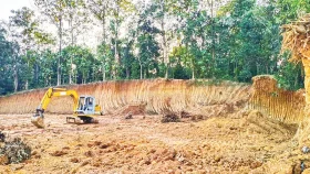 রামগড়ে পাহাড় কেটে জমি ভরাট, তদন্তের নির্দেশ