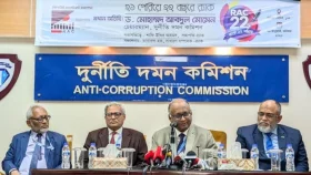 নির্বাচনে হাসিনার প্রার্থিতা বাতিল হওয়ার কথা ছিল: দুদক চেয়ারম্যান