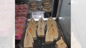 উপজেলাব্যাপী জনপ্রিয় &lsquo;ইলিশ পেটি&rsquo; মিষ্টি
