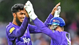 শেষ বলে ছক্কার আক্ষেপ, বল হাতে স্বস্তি রিশাদের
