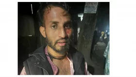 রুমিন ফারহানার সমাবেশে ছবি তোলা নিয়ে দুই গ্রুপের সংঘর্ষ
